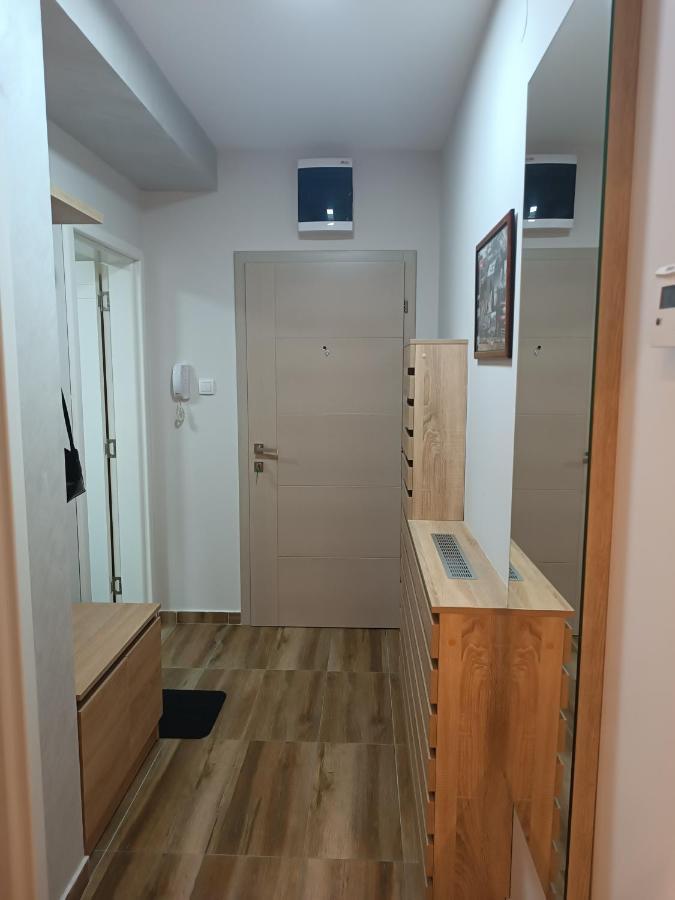 Apartment Dana บันยา โควิลยาชา ภายนอก รูปภาพ